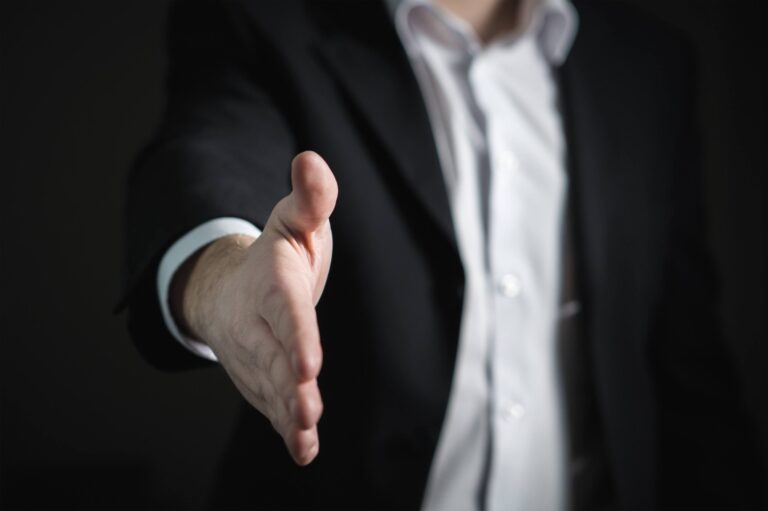 dealing with insurance adjusters